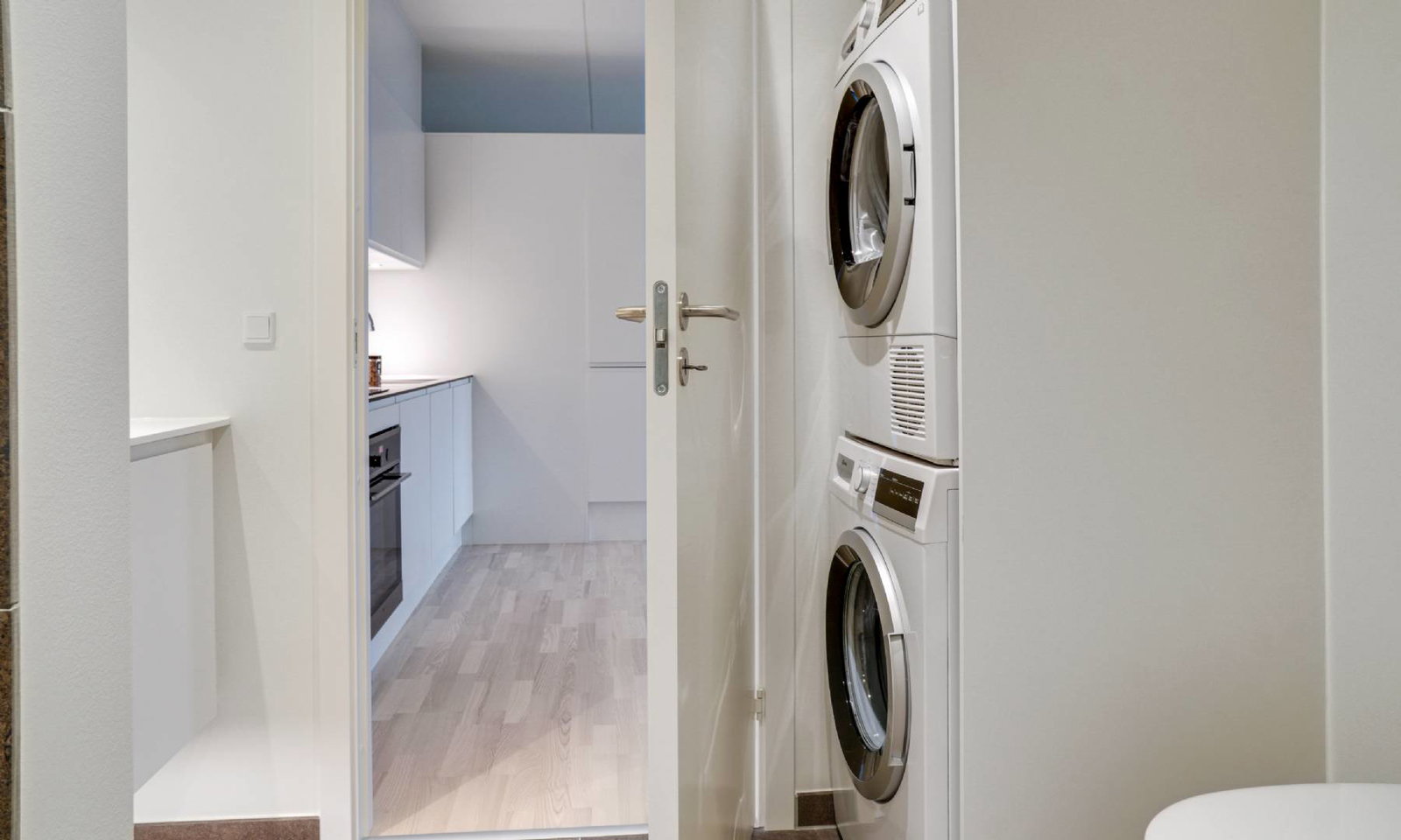 2-room apartment in Hedehusene image 5